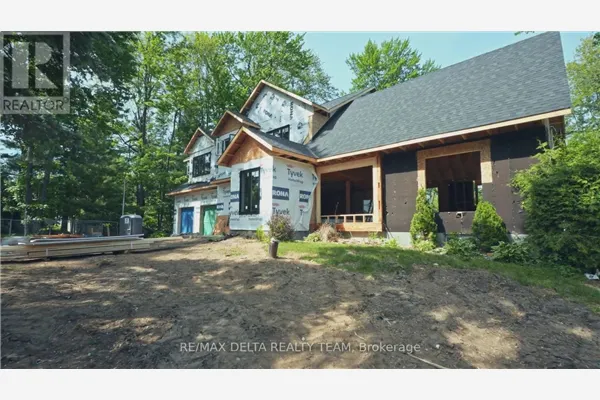 Listing on Pineglen Crescent, Ottawa